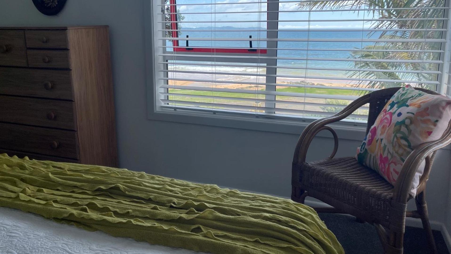 Driftwood Lodge Beachfront, Cable Bay, Northland 库珀海滩 外观 照片